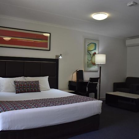 Roundhouse Motel Peterborough Εξωτερικό φωτογραφία