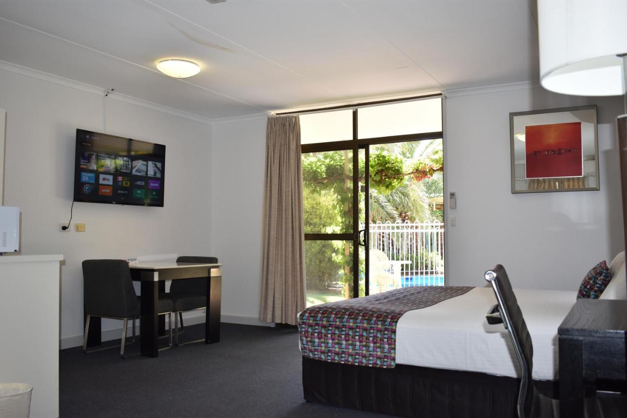Roundhouse Motel Peterborough Εξωτερικό φωτογραφία