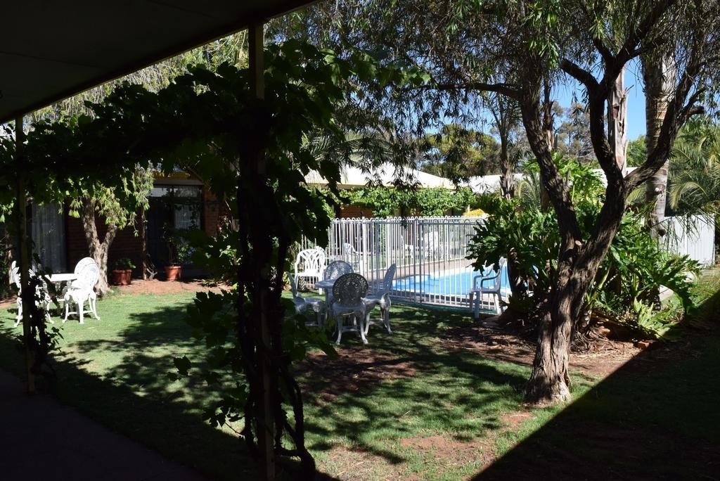 Roundhouse Motel Peterborough Δωμάτιο φωτογραφία