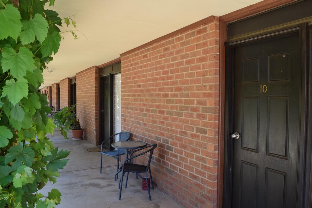Roundhouse Motel Peterborough Δωμάτιο φωτογραφία