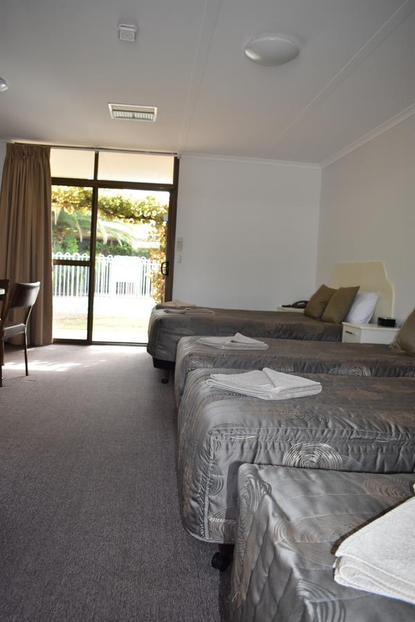 Roundhouse Motel Peterborough Εξωτερικό φωτογραφία
