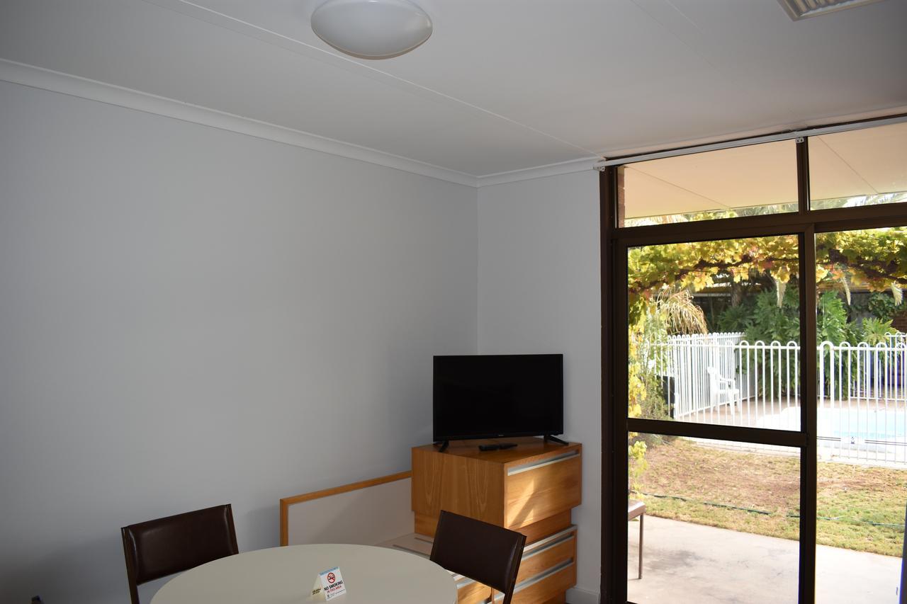 Roundhouse Motel Peterborough Εξωτερικό φωτογραφία