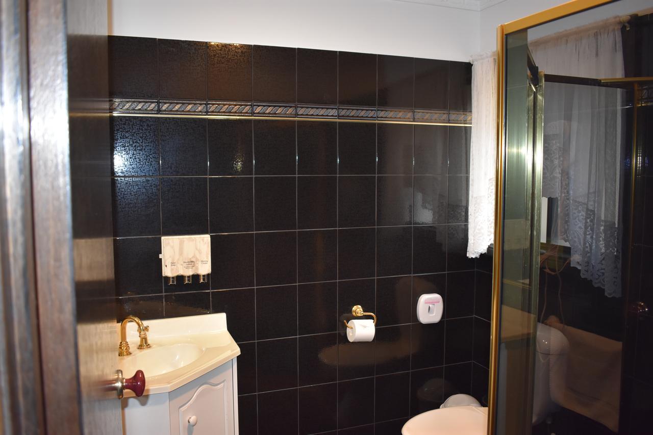 Roundhouse Motel Peterborough Εξωτερικό φωτογραφία